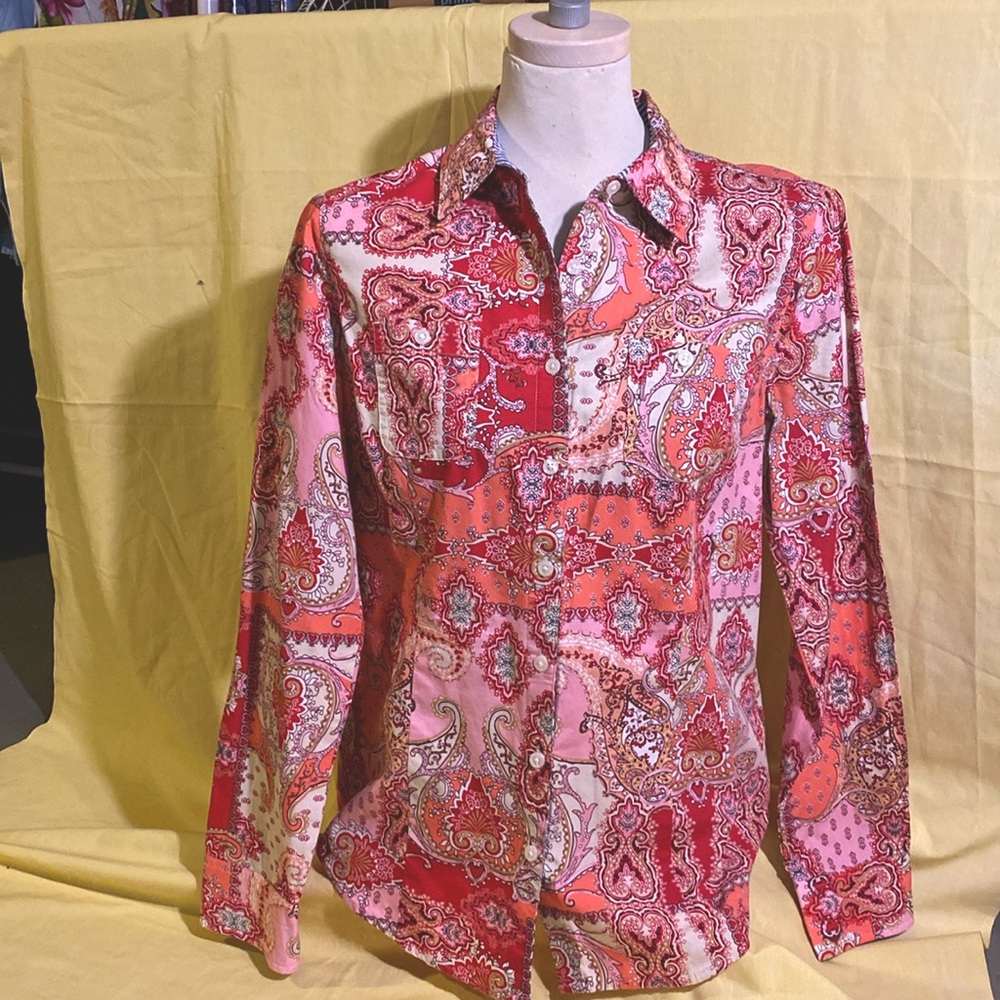 Van Heusen Women’s Button Down Blouse M